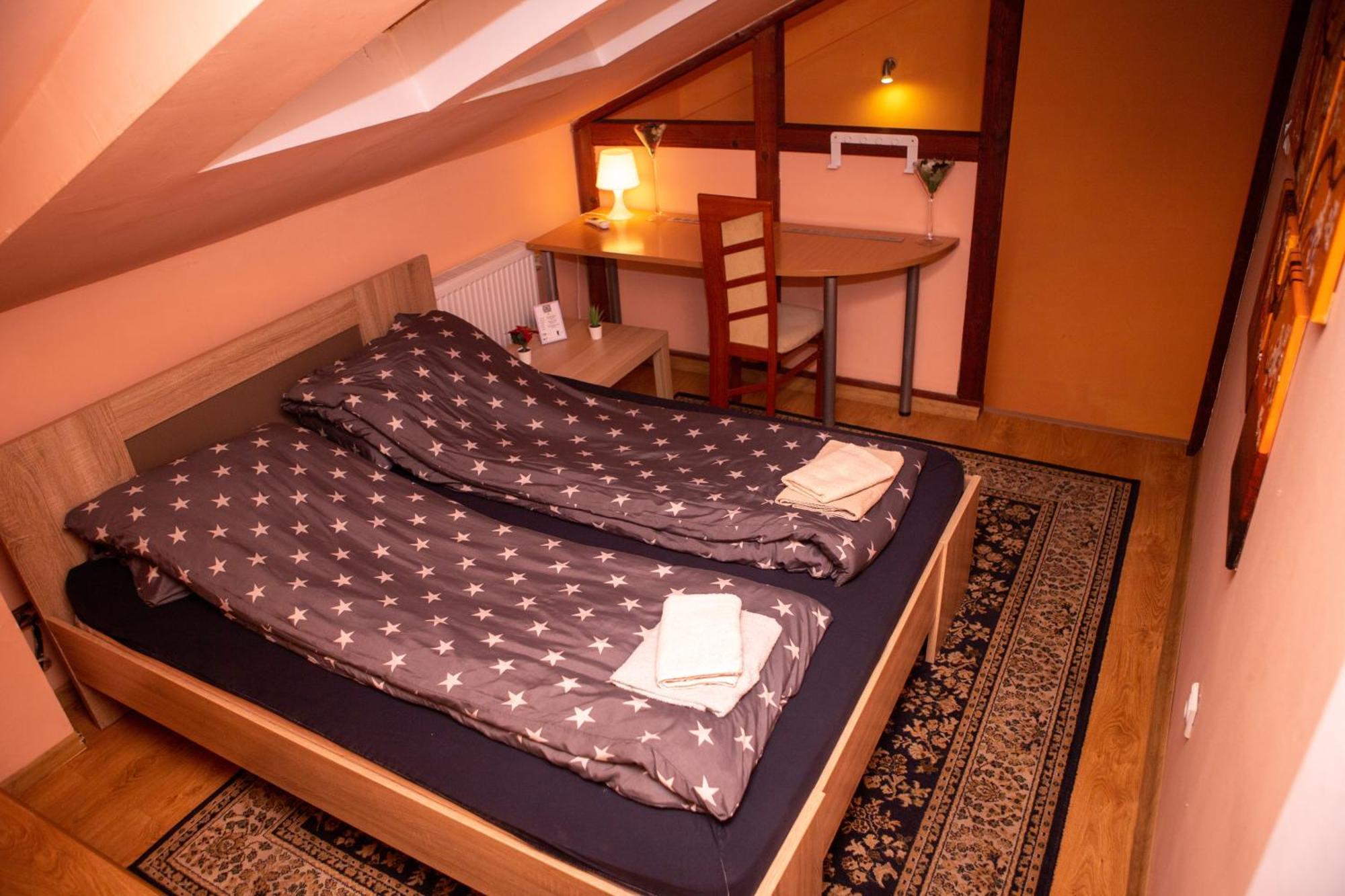 Hostel Iris Belgrade Extérieur photo